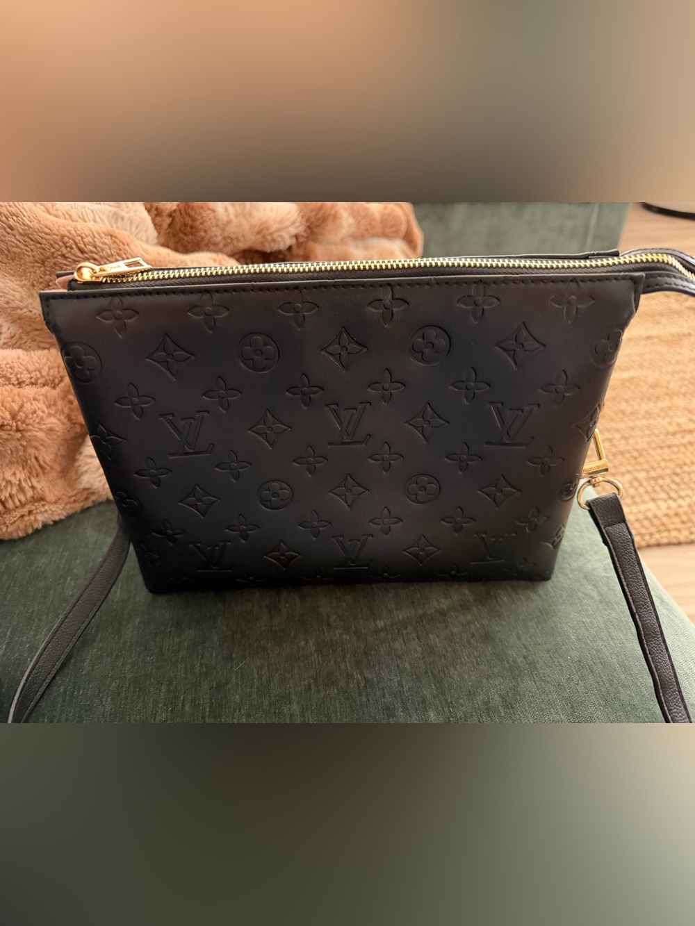 Inspired black bag